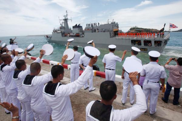 กองทัพเรือ เปิดรับสมัครบุคคลพลเรือน เพื่อสอบบรรจุเป็นข้าราชการในกองทัพเรือ จำนวน 37 อัตรา ( รับ ชาย/หญิง ) ประกาศแล้ว